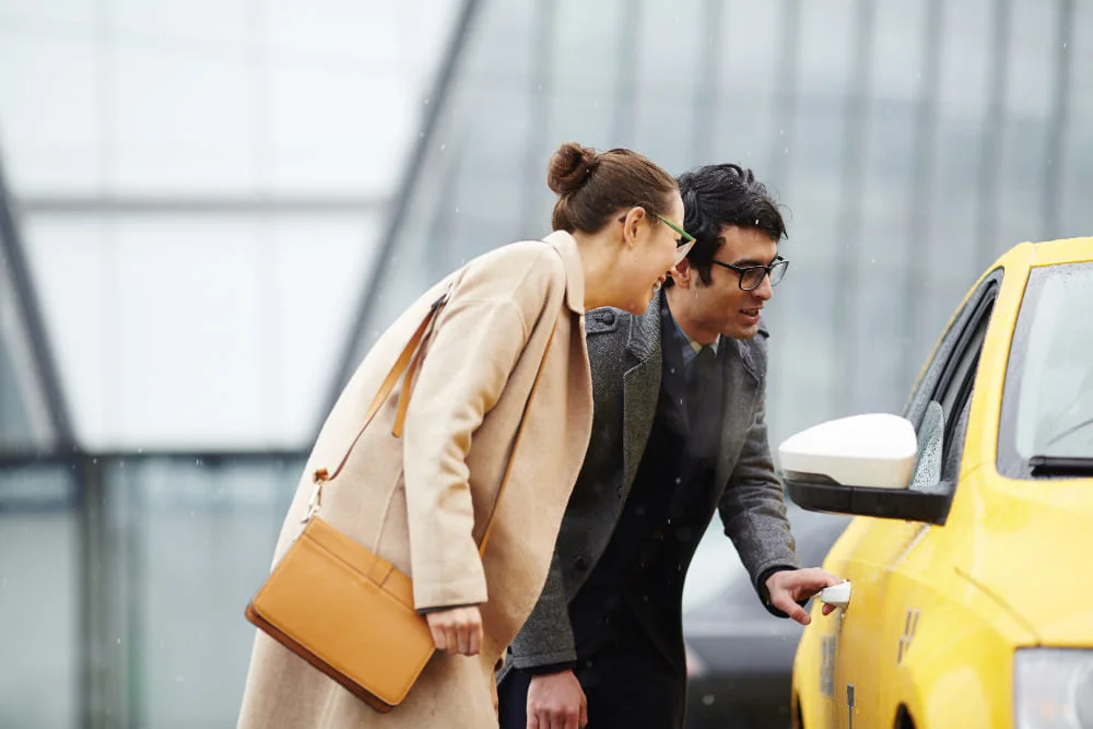 Airport transfer Abu dhabi